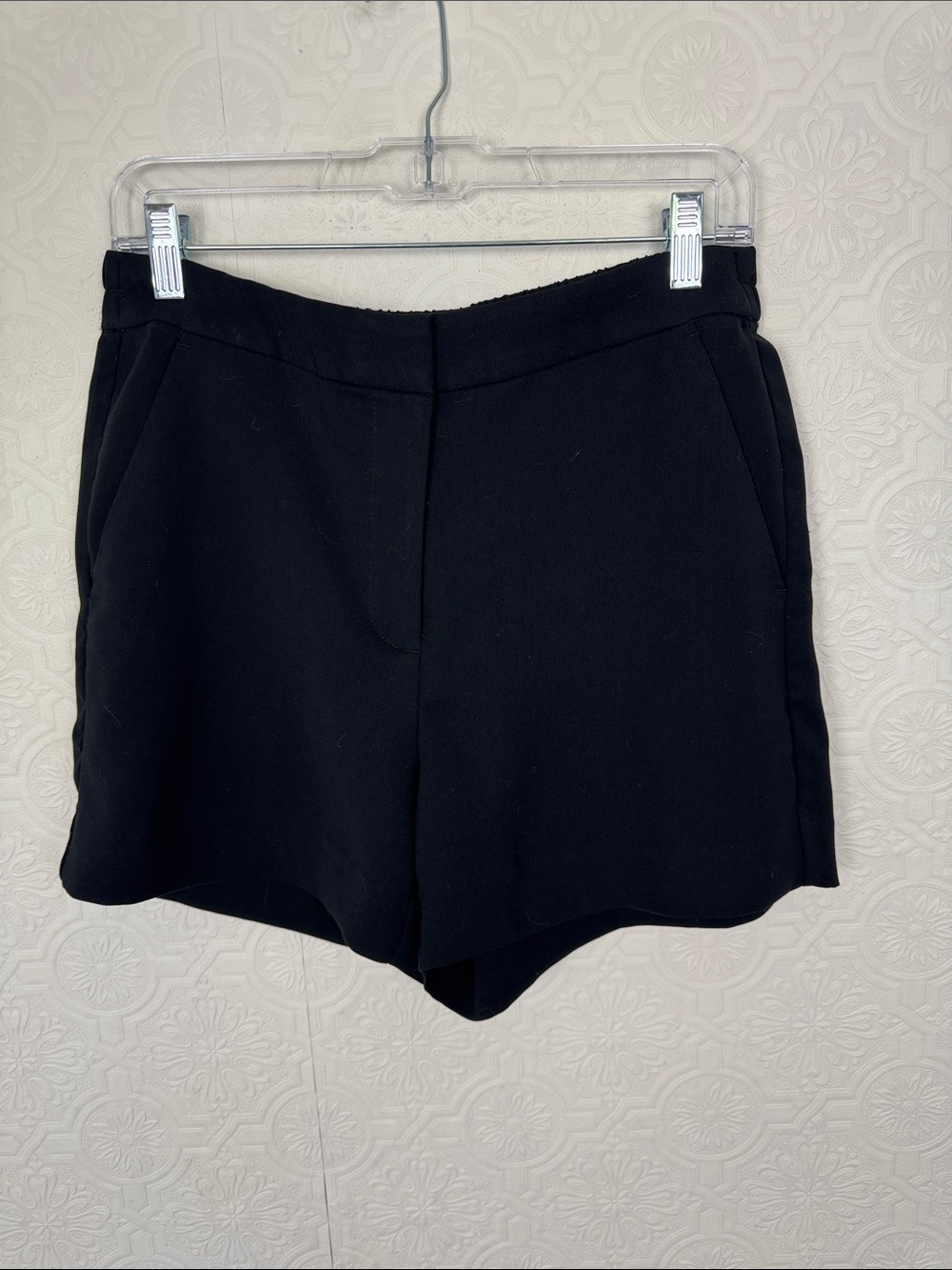 J. Crew‎ Black Dressy Pull On Shorts Women’s Size 8 Minimalist Career Casual